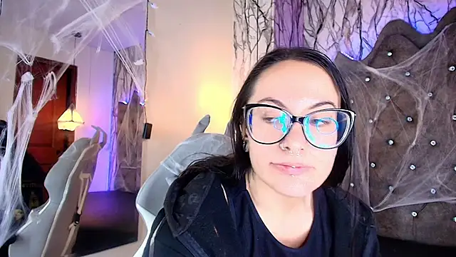 Snapshot of Zami_Escobar_of chatting on October 30, 5:46 pm Zami Escobar of online show from October 30, 5:46 pm