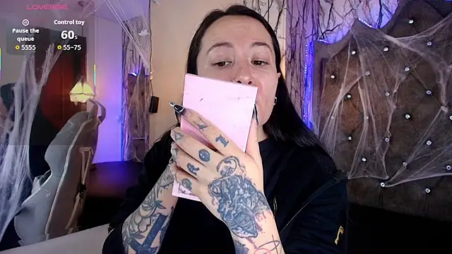 Snapshot of Zami_Escobar_of chatting on November 5, 5:35 pm Zami Escobar of online show from November 5, 5:35 pm