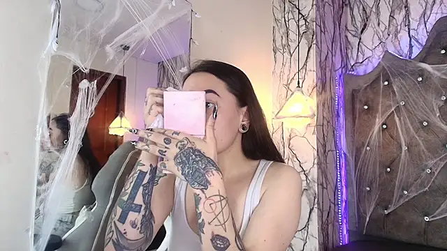 Snapshot of Zami_Escobar_of chatting on November 8, 6:40 pm Zami Escobar of online show from November 8, 6:40 pm