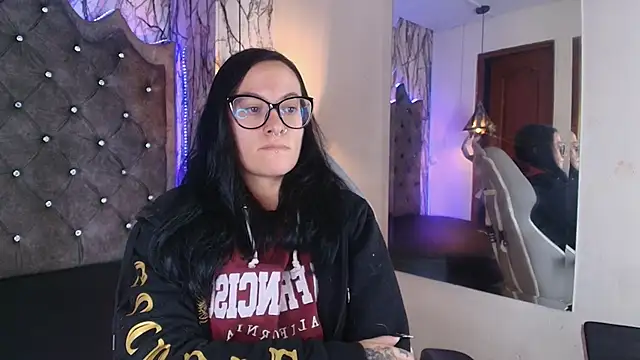 Snapshot of Zami_Escobar_of chatting on November 17, 6:03 pm Zami Escobar of online show from November 17, 6:03 pm