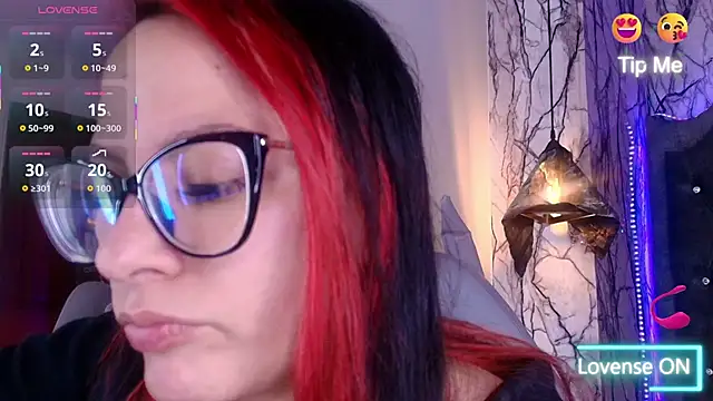 Snapshot of Zami_Escobar_of chatting on March 27, 5:34 pm Zami Escobar of online show from March 27, 5:34 pm