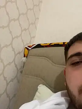 Snapshot of babaparator chatting on December 19, 10:17 pm babaparator online show from December 19, 10:17 pm