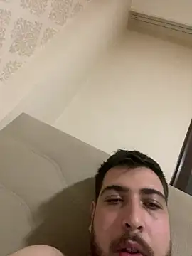 Snapshot of babaparator chatting on March 23, 10:03 pm babaparator online show from March 23, 10:03 pm