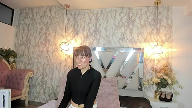 Candy Hott7 online show from March 6, 9:11 pm