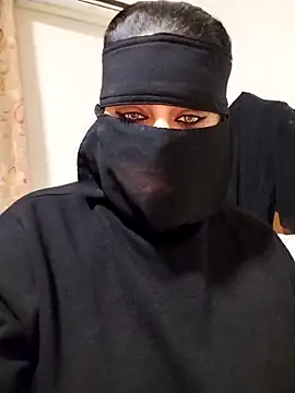 Snapshot of lilyan12 chatting on March 23, 12:36 am lilyan12 online show from March 23, 12:36 am