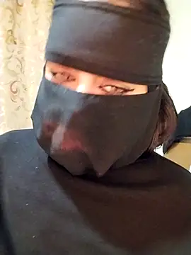 Snapshot of lilyan12 chatting on March 25, 12:16 am lilyan12 online show from March 25, 12:16 am