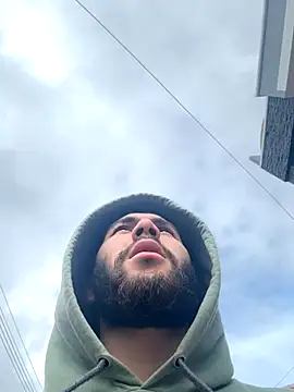 Snapshot of Diicaprio69 chatting on October 27, 8:13 pm Diicaprio69 online show from October 27, 8:13 pm