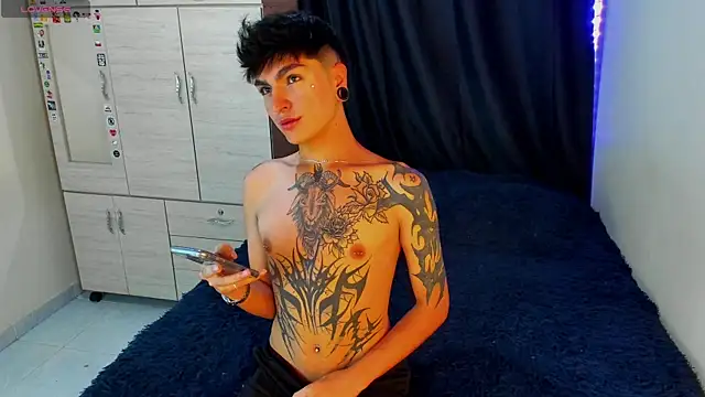 Dark luckyyy online show from October 23, 12:32 am