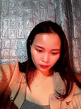 Lili lovely online show from December 2, 1:44 am