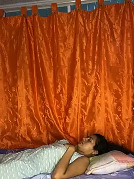 Nezuko-uWux online show from October 22, 6:46 am