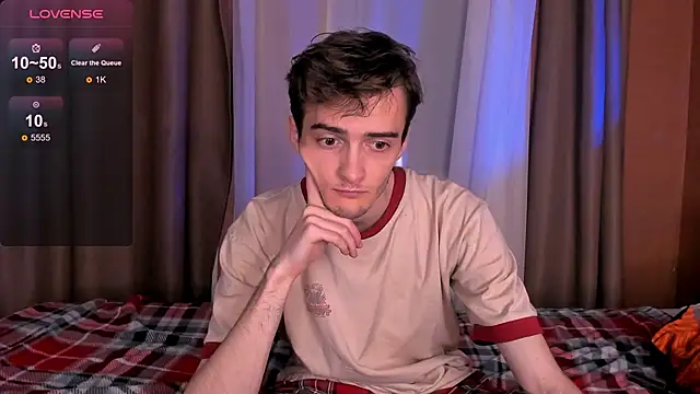 spider    man online show from November 3, 3:13 pm