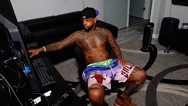 SLANGONDEMHOES online show from February 14, 7:27 am