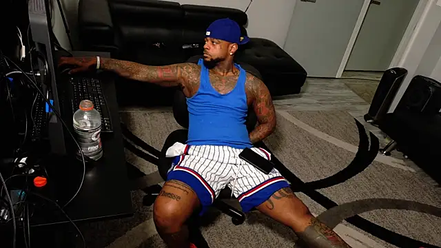 SLANGONDEMHOES online show from February 25, 12:59 pm