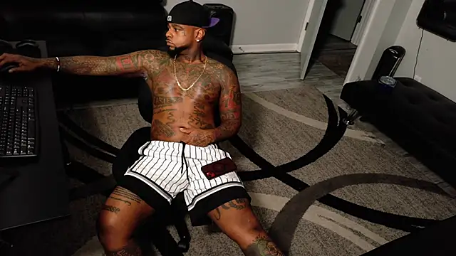 SLANGONDEMHOES online show from March 12, 6:30 am