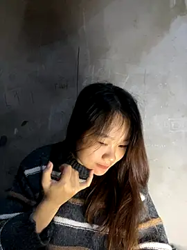 Hinne07 online show from November 20, 1:17 am