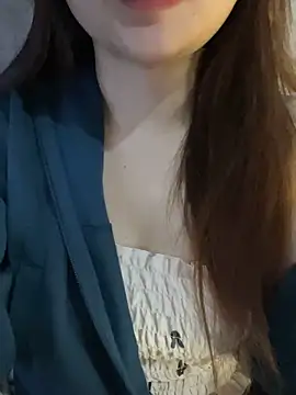 Hinne07 online show from December 19, 1:01 am