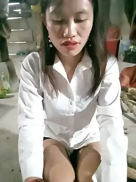 rubi bae online show from May 17, 11:56 pm