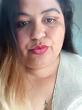 curvy diva  online show from September 20, 1:23 pm