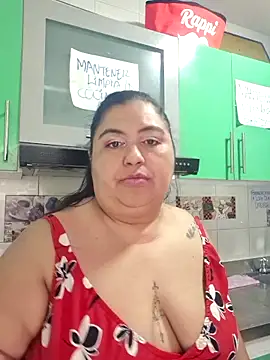 curvy diva  online show from September 28, 11:59 am