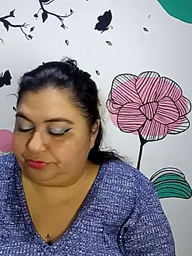 curvy diva  online show from October 9, 11:19 am