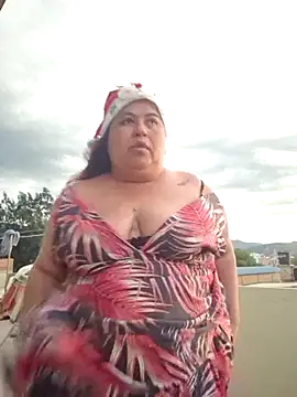 curvy diva  online show from December 21, 10:50 pm