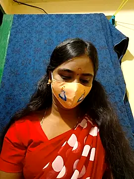 Snapshot of mini-queen chatting on November 3, 12:28 pm mini-queen online show from November 3, 12:28 pm