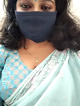 Snapshot of saritha29 chatting on September 15, 5:02 pm saritha29 online show from September 15, 5:02 pm