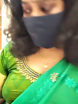 Snapshot of saritha29 chatting on September 26, 6:01 pm saritha29 online show from September 26, 6:01 pm