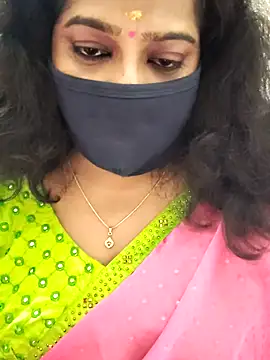 Snapshot of saritha29 chatting on October 10, 6:40 pm saritha29 online show from October 10, 6:40 pm