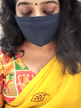 Snapshot of saritha29 chatting on November 1, 5:04 pm saritha29 online show from November 1, 5:04 pm