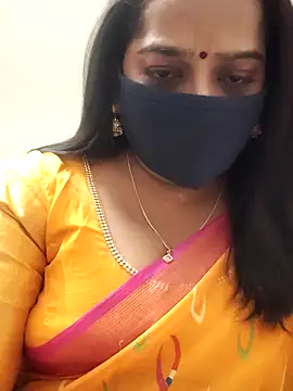 Snapshot of saritha29 chatting on November 13, 5:01 pm saritha29 online show from November 13, 5:01 pm