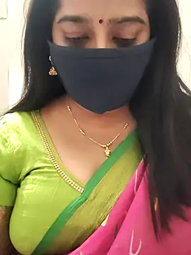 Snapshot of saritha29 chatting on November 26, 4:52 pm saritha29 online show from November 26, 4:52 pm