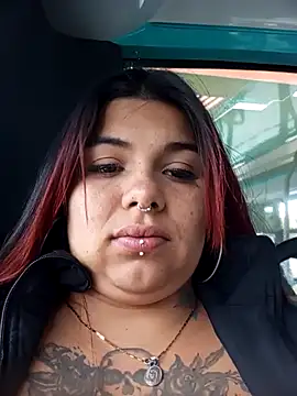 snow belle online show from November 1, 6:21 pm