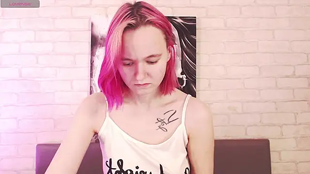 Snapshot of Ericha_Stone chatting on October 9, 1:47 am Ericha Stone online show from October 9, 1:47 am