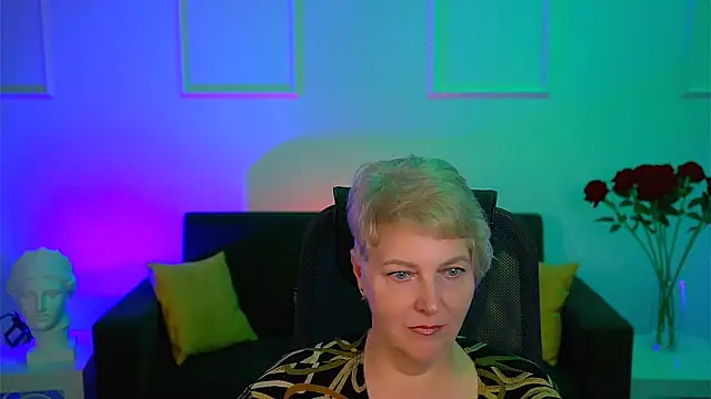 MaryMogan online show from October 6, 8:23 am