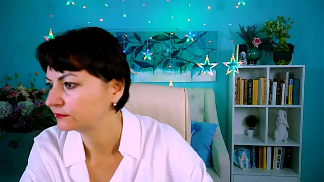 HelenBeler online show from November 25, 5:40 am