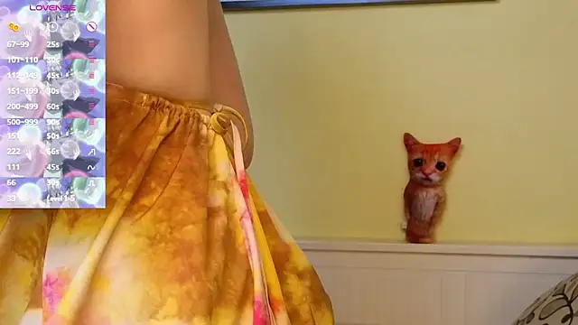 Snapshot of MauraSpurrier chatting on October 3, 6:49 pm MauraSpurrier online show from October 3, 6:49 pm