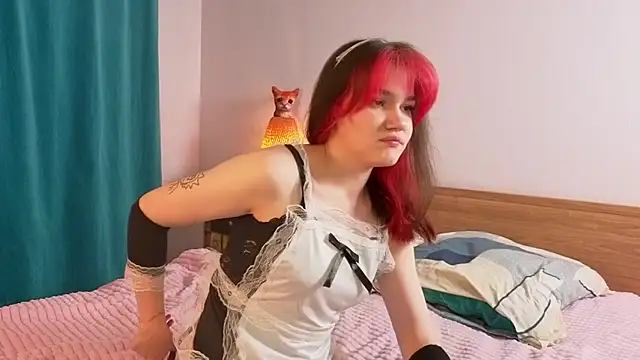 Snapshot of MauraSpurrier chatting on October 21, 6:41 pm MauraSpurrier online show from October 21, 6:41 pm