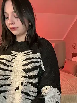 YourLittleDevil online show from February 22, 5:30 am