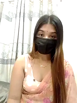 midnightmuse-03 online show from December 20, 7:10 pm