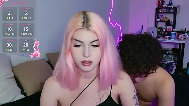 Alice18James online show from September 12, 8:31 pm