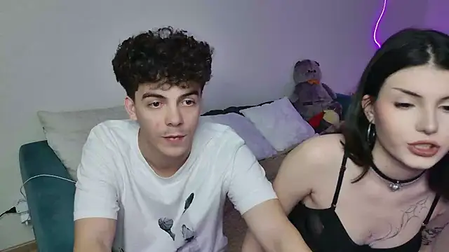 Alice18James online show from October 2, 10:44 am