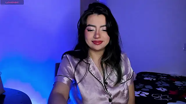 Snapshot of sammy_bunny1 chatting on April 14, 5:46 am sammy bunny1 online show from April 14, 5:46 am