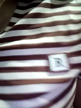 Snapshot of merylove-00 chatting on February 25, 10:58 am merylove-00 online show from February 25, 10:58 am