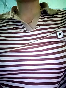 Snapshot of merylove-00 chatting on March 23, 4:49 am merylove-00 online show from March 23, 4:49 am