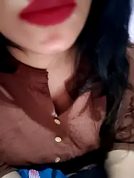 Dimple sexxy online show from July 15, 2:00 pm