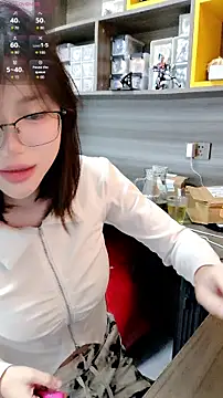 titty150150 online show from September 20, 1:06 am