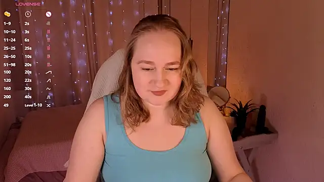 Snapshot of Kitty_Rest_ chatting on April 19, 1:21 pm Kitty Rest online show from April 19, 1:21 pm