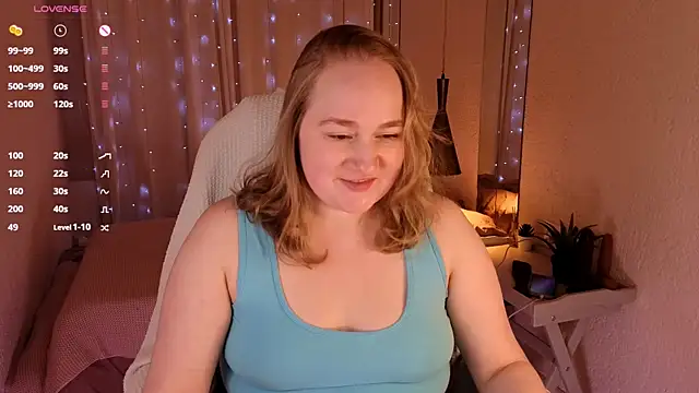 Snapshot of Kitty_Rest_ chatting on April 19, 6:10 pm Kitty Rest online show from April 19, 6:10 pm
