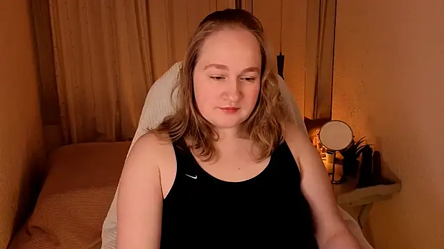 Snapshot of Kitty_Rest_ chatting on May 2, 2:22 pm Kitty Rest online show from May 2, 2:22 pm